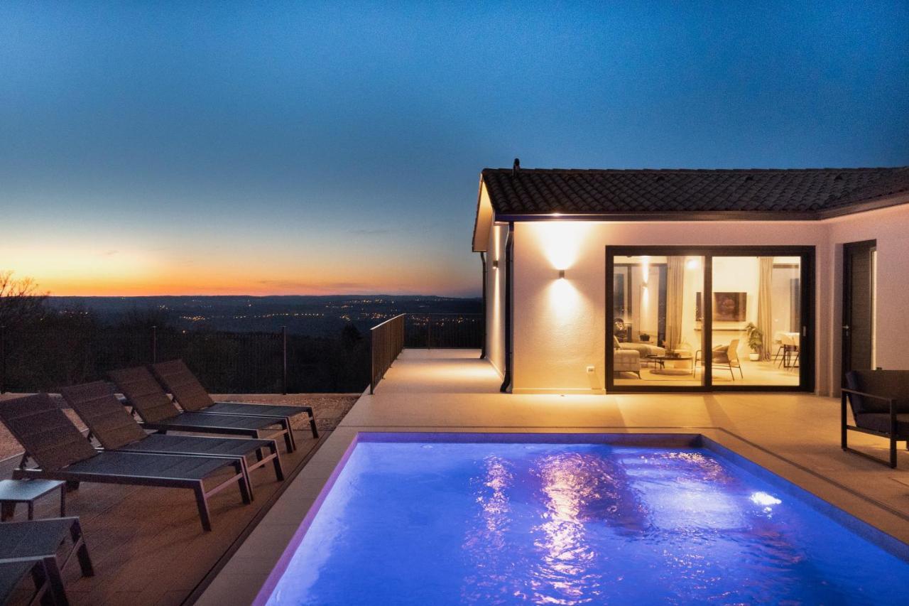 Villa Tonka With Jacuzzi Sauna And Private Pool Labin  Exterior photo